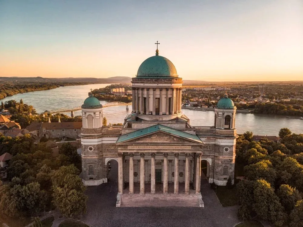Esztergom a Dunakanyarban